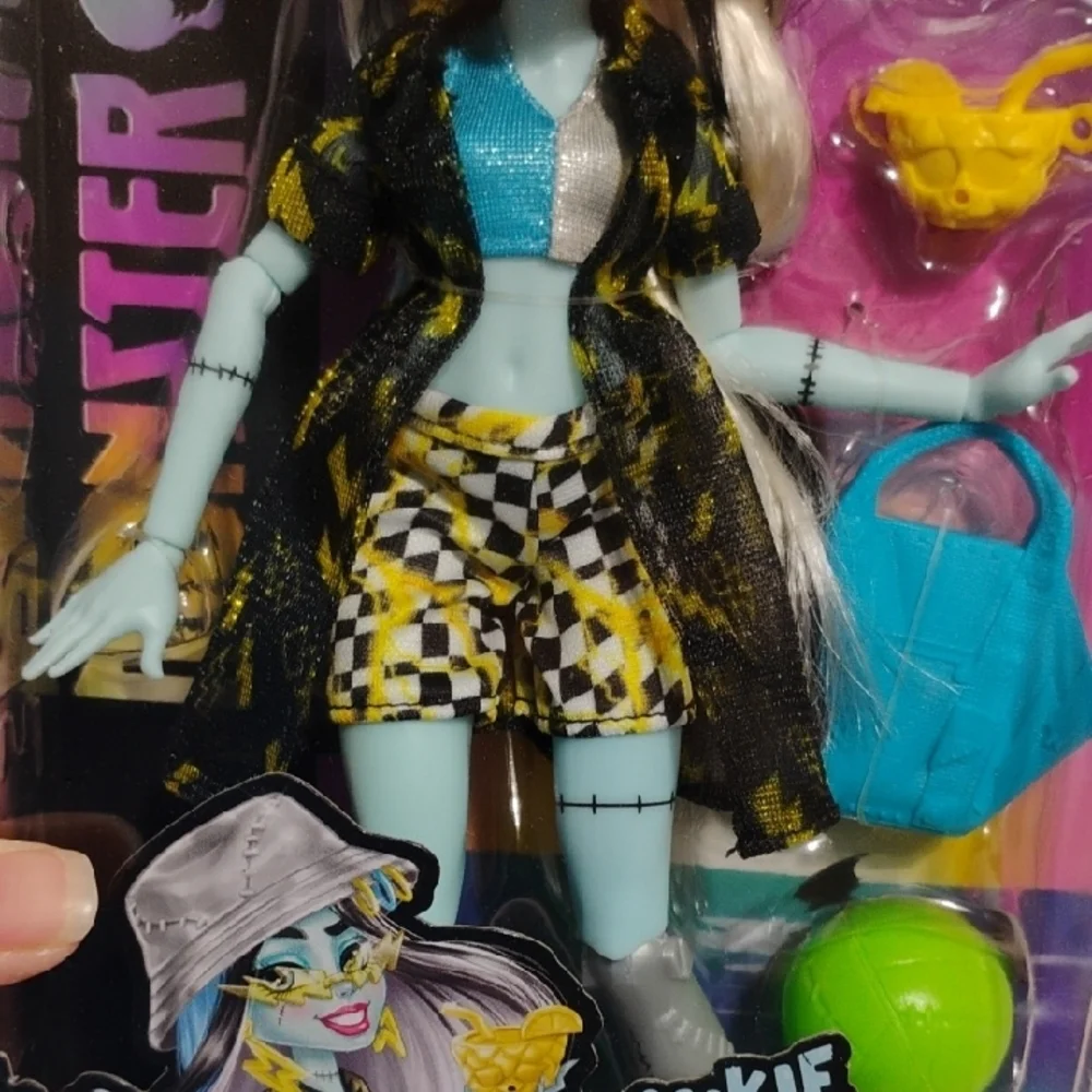 (#13) New Monster High Frankie Stein Doll Box Has Wear Never Removed
